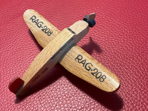 Miniatur flugzeug rag 208 ddr - flugzeug,