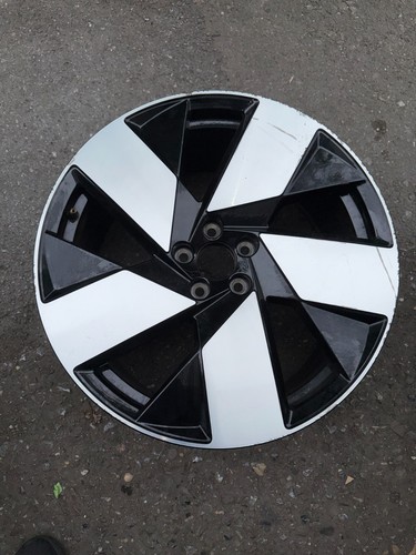 Inch alloy wheel - inch, 9.0jx20
