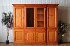 Nr.1515a Kattwinkel Vitrine Schrank Kirschbaum Vollmasiv