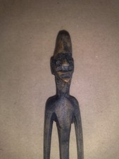 Afrikanische Holzschnitzarbeit-Unikat, Holzfigur / Skulptur / Kunstobjekt / Deko