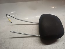 80C* Mercedes W204 Kopfstütze