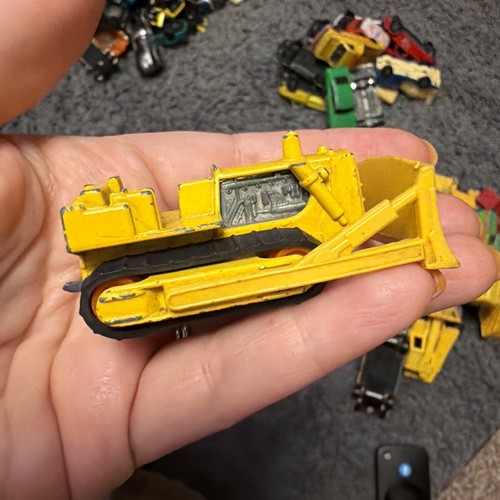Matchbox lesney caterpillar - d9,