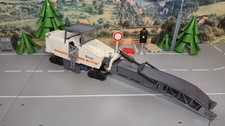 SIKU 3132 - Wirtgen W2000