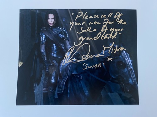 Rhona mitra person - mitra, in-person
