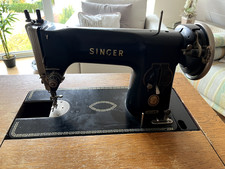 Antike Singer Nähmaschine. Schönes Dekostück