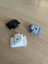 WOHNWAGEN / WOHNMOBIL MARKISENSCHIENE ENDKAPPE x2