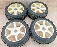 Vintage Mugen 1:8 Buggy Reifen