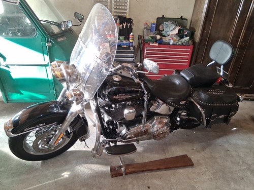 Harley davidson heritage - davidson,