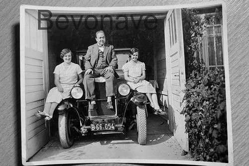 Foto oldtimer auto mit vater - foto,