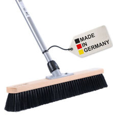 Saalbesen Kehrbesen mit