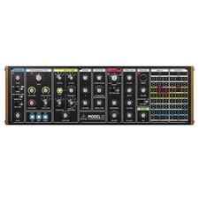 Behringer Model 15 -