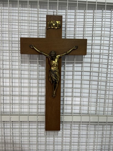 Altes wandkreuz holz - altes, messing