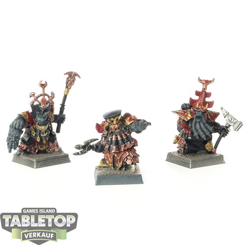 Chaos dwarfs x dwarf - chaos,