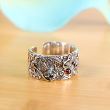 I03 Ring Dragon with Blue Eye