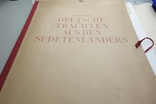 Fritzi Mally Deutsche Trachten