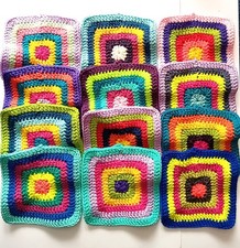 Granny Squares 12 Stück ca. 21 x 21 cm unvollendetes Projekt