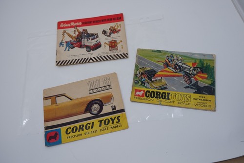 Vintage corgi toys kataloge - corgi,