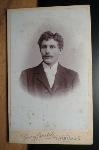 Mann mit bart anzug - mann,