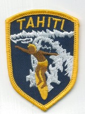 Souvenir-Aufnäher Tahiti Surfer Wellenreiter ca. Juli-September 1985