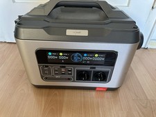 Revolt Tragbare Powerstation & Solargenerator 2200W 2X230 Wolt