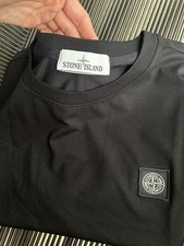 T-Shirt Stone Island , Schwarz