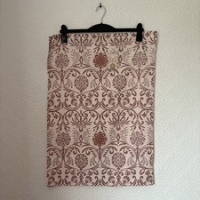 LAURA ASHLEY Snowflake Damast