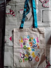 Stofftasche mit georgischen Buchstaben 