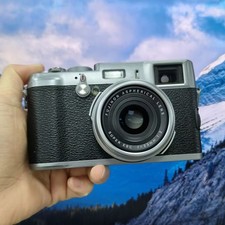 Fujifilm X100 12.3 MP APS-C