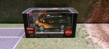 Siku 1338 VW Transporter Blackline Flames Sondermodell