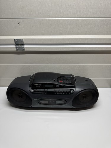 Sanyo mcd z61l double - sanyo, cd