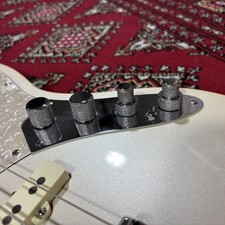 Fender MIJ Modern Jazz Bass
