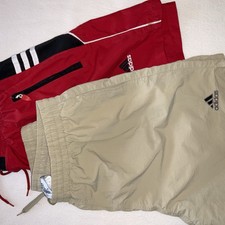 Zwei neue Badehosen von Adidas