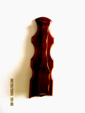 DDR Kapselheber Flaschenöffner aus dunklem Holz mit Wandhalter   Größe 37 cm