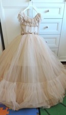 ❤ Prinzessin Kleid mit Reifrock in Beige / Gold mit Glitzer Gr. 134/ 140 ❤