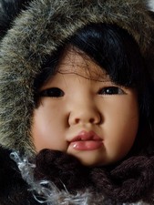 Götz  Carlos Carin Lossnitzer  Künstlerpuppe Eskimo  Vinyl Puppe  Sammlerpuppe 