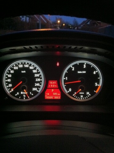 Tachoumbau bmw e90 - tachoumbau,