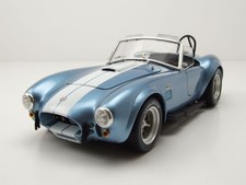 Shelby Cobra 427 S/C hellblau metallic weiß Modellauto 1:18 Kyosho