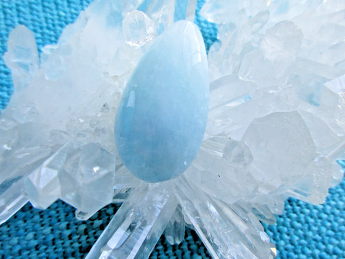 Himmelblauer aquamarin - aquamarin,