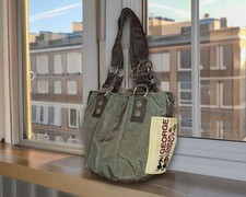 George Gina & Lucy GGL Ta„Puffy Punchbag“ – eleganter Vintage-Look in dunkelgrau