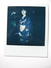 N. ARAKI: "KIMONO" ORIGINAL POLAROID  BEARBEITET, HANDSIGNIERT,  MIT ZERTIFIKAT