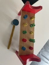 HEROS Original Klopfbank aus Holz mit Hammer