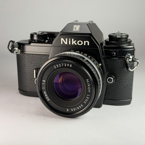 Filmkamera nikon schwarz - nikon, em