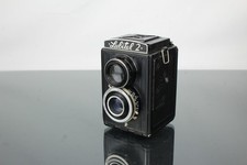 Lubitel 2 Twin Lens Reflex