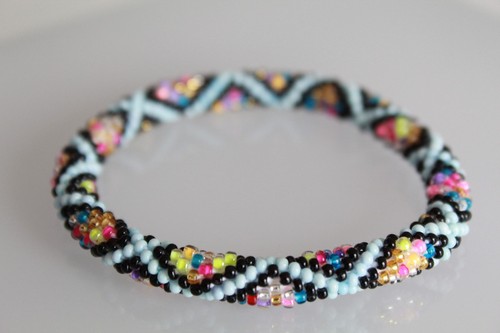 Glasperlenarmband