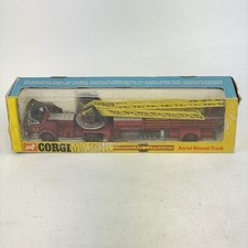 Vintage boxed corgi toys 1143 - boxed,