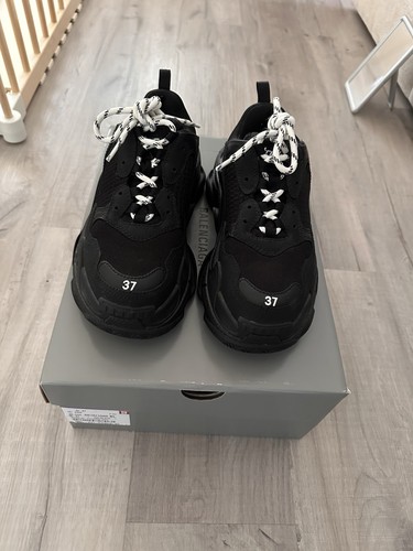 Balenciaga triple - s,