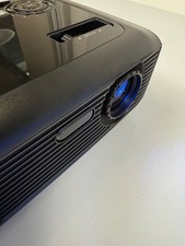 Geha compact 229WX DLP-Projektor mit Zubehör