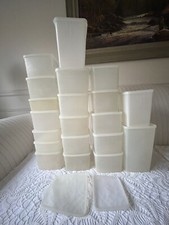 18 Vtg Tupperware Square -