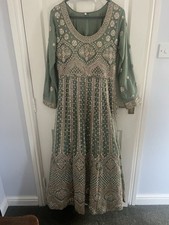 Schönes grünes Indianerkleid