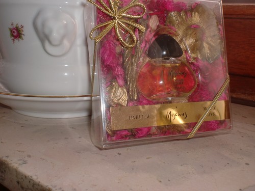 Reines parfum mit - mit,